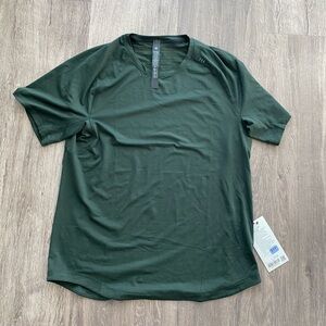 Lululemon License To Train short sleeve mens